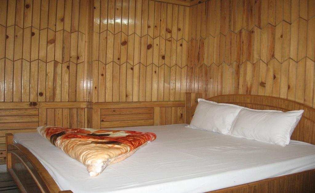 Hotel Arsh International Nainital Kamer foto