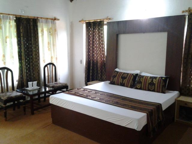 Hotel Arsh International Nainital Kamer foto