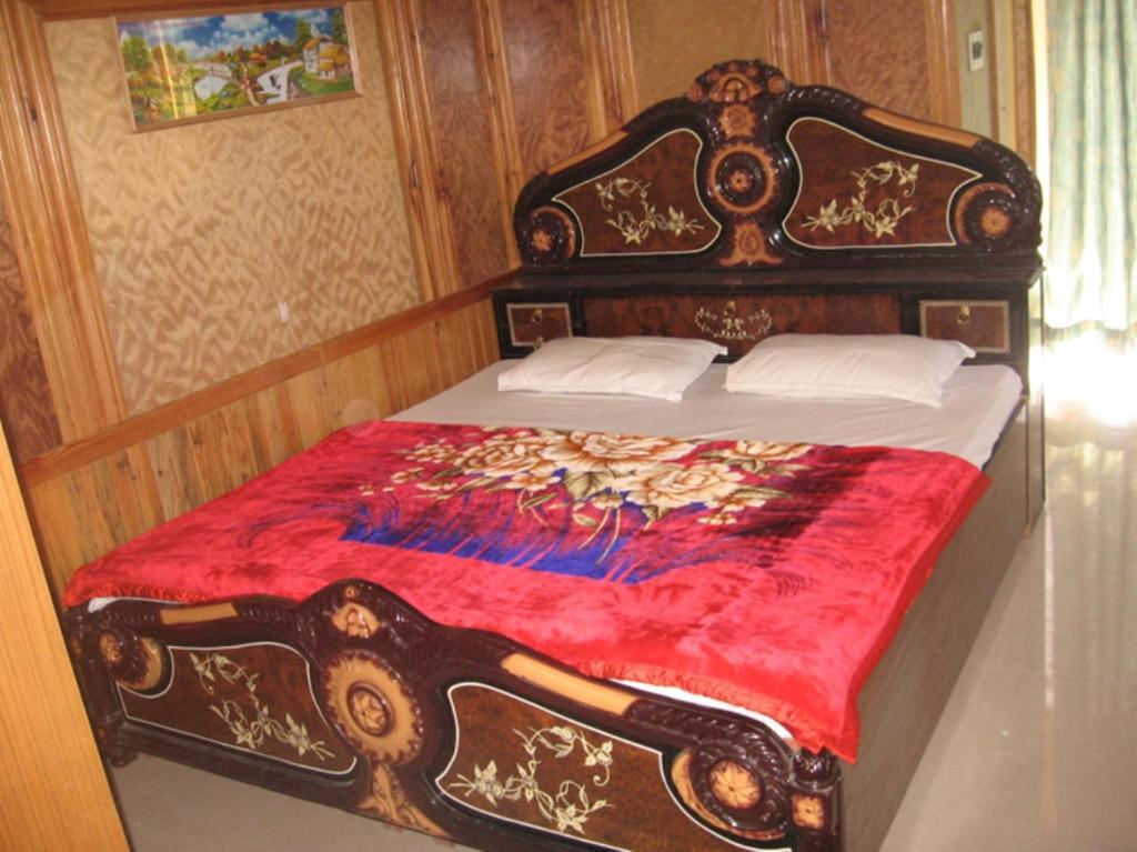 Hotel Arsh International Nainital Buitenkant foto
